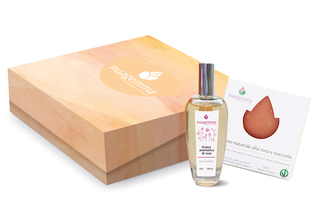 Confezione regalo: Acqua aromatica di rose 50 ml +Sapone naturale alla rosa e nocciola 100 ml